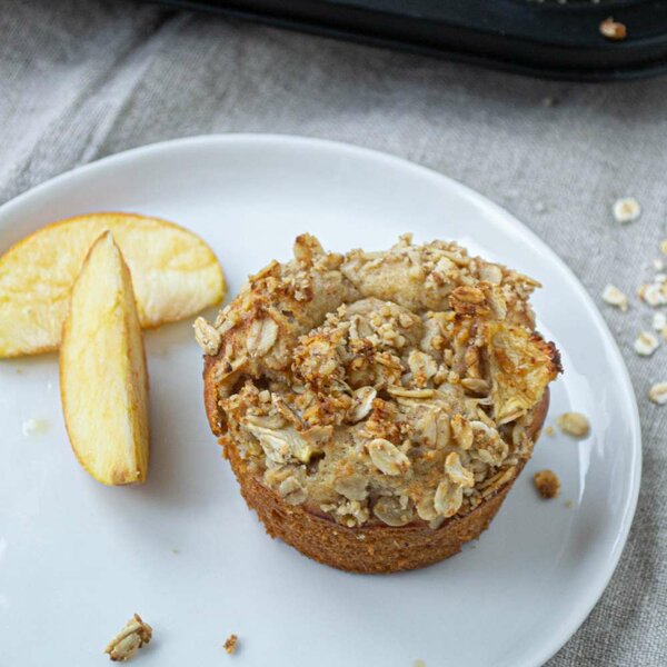 Love to Eat - Apfel Müsli Muffins - besonders flaumig und mit Honig ...