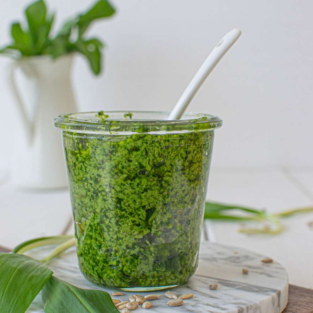 grünes Pesto Bärlauch sonnenblumenkerne