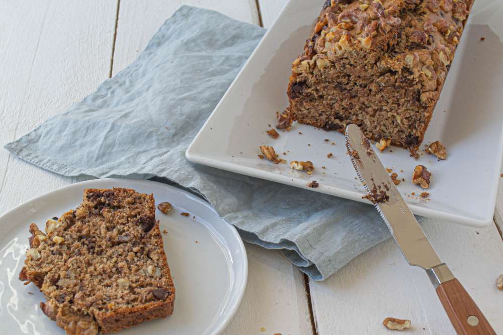 Love to Eat - Bananenbrot mit Walnüssen und Schokostückchen | Gesundes ...