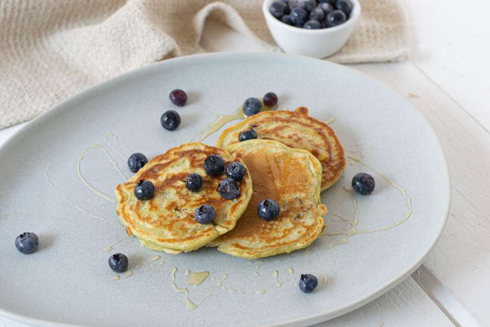 Pancakes mit Heidelbeeren ohne Zucker