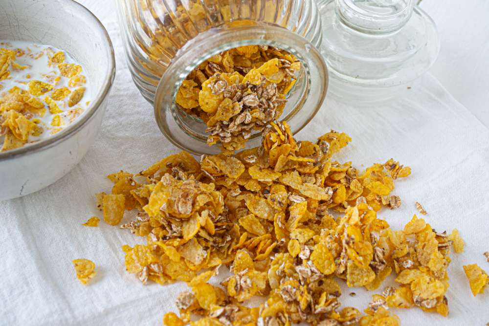 Cornflakes Granola - crunchy Frühstücksidee