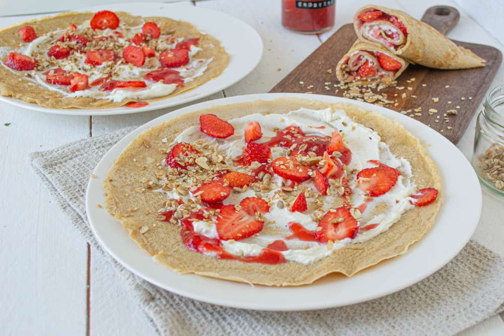 Süße Wraps mit Erdbeeren à la Cheesecake - zuckerfrei