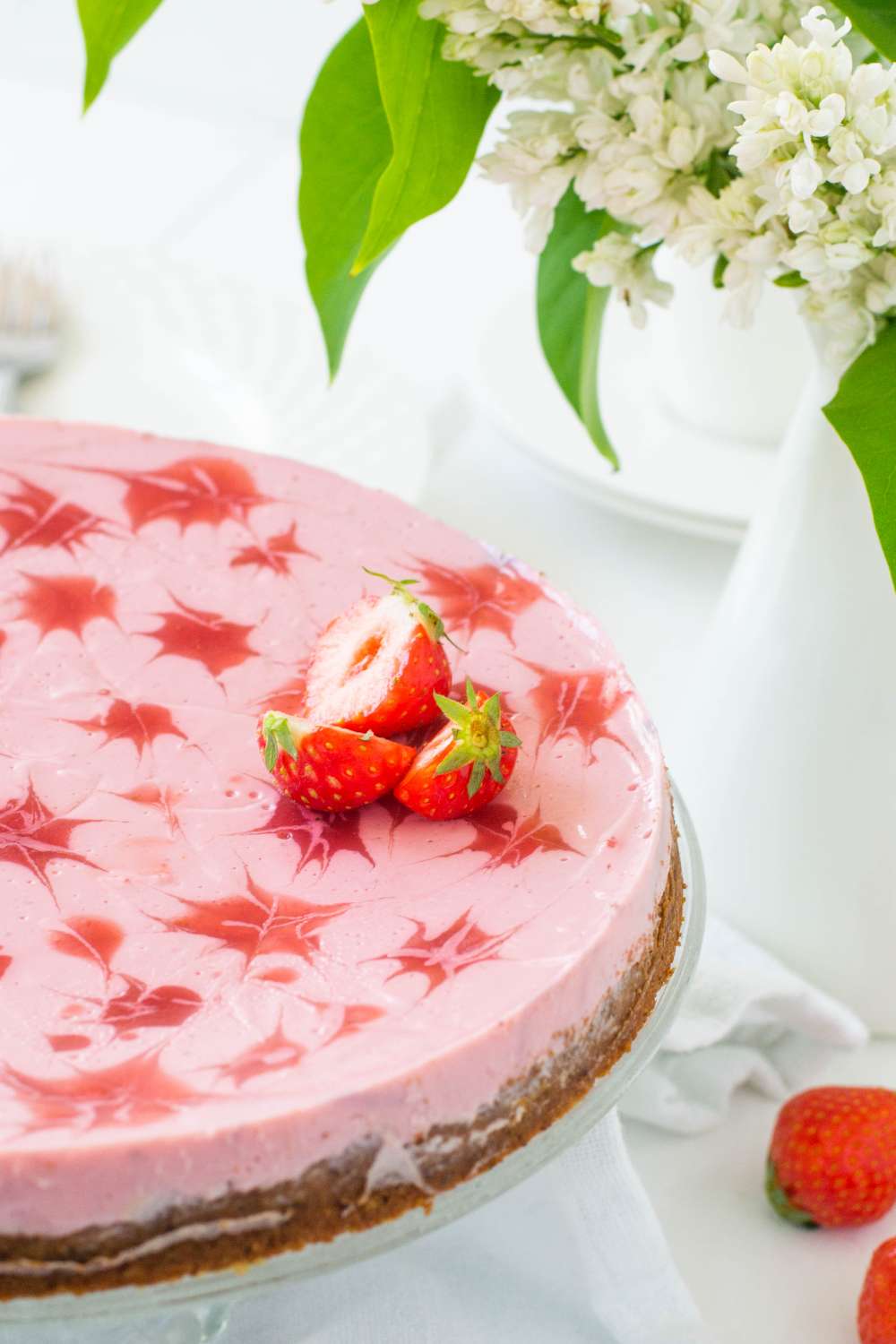 Erdbeer Skyr Torte low carb zuckerfrei