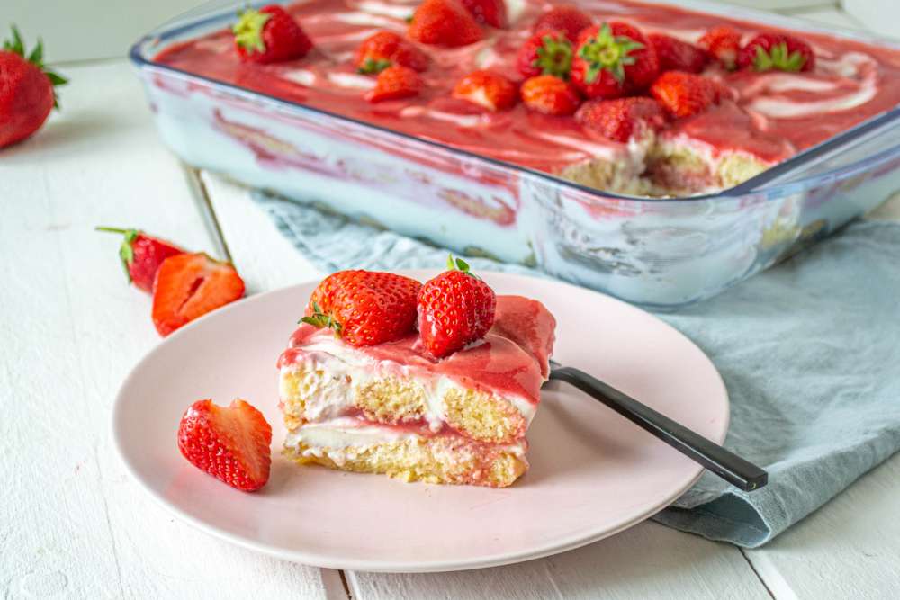 Erdbeer Tiramisu - eiweißreich und zuckerfrei (ohne Ei und Kaffee)