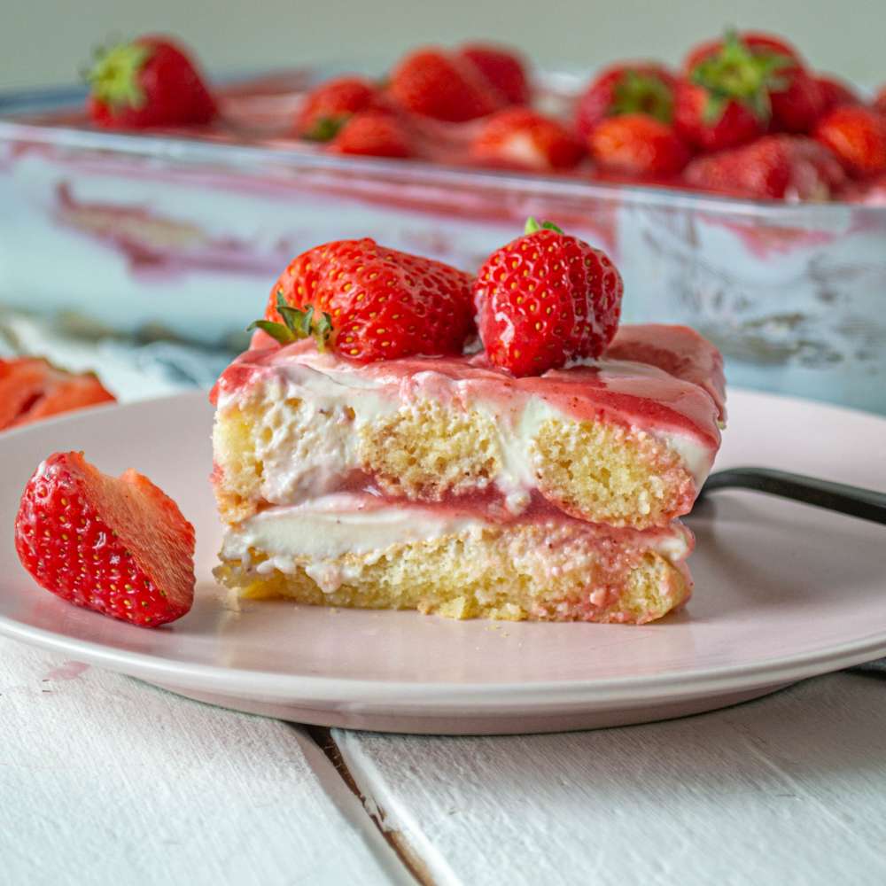 https://www.lovetoeat.at/rezepte/erdbeer-minz-eistee-selbstgemacht-zuckerfrei