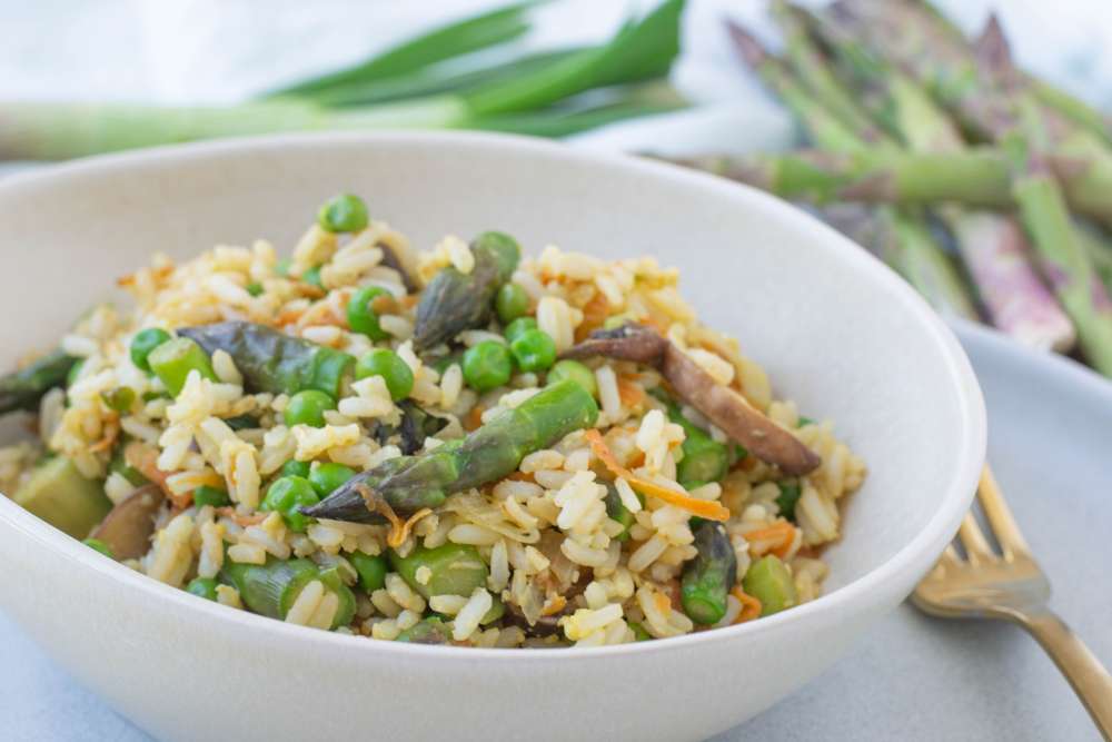 Gebratener Reis - mit Spargel und Frühlingsgemüse