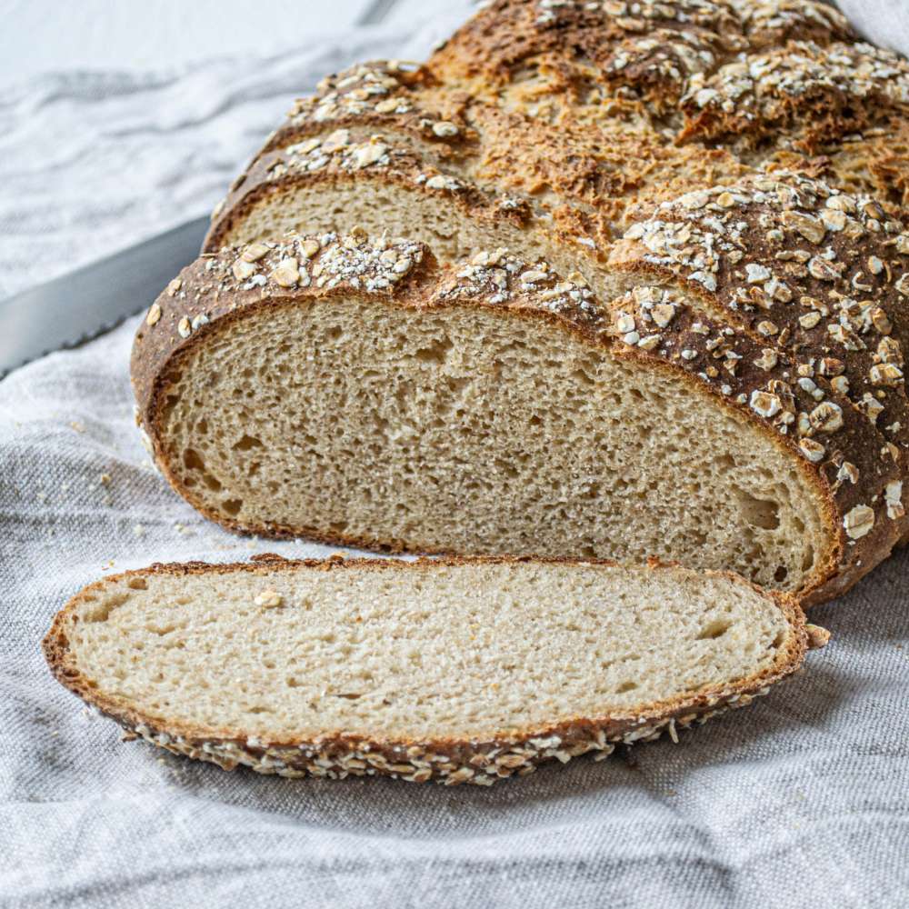 Haferflocken Buttermilch Brot mit Roggenmehl