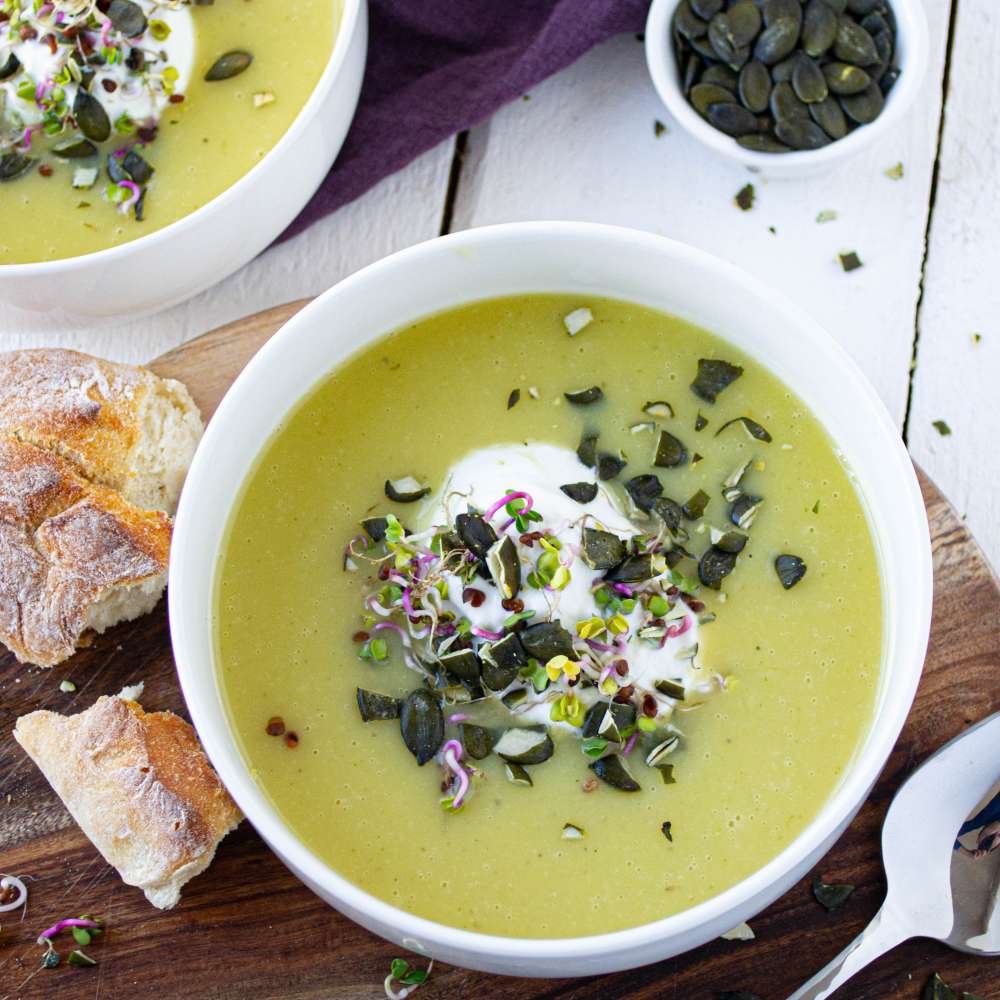 Kartoffel Lauch Suppe mit Kürbiskernen