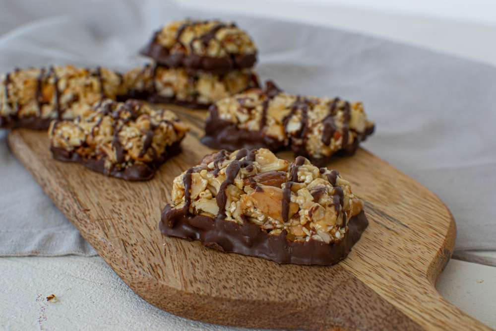 Nussriegel mit Schokolade (glutenfrei)