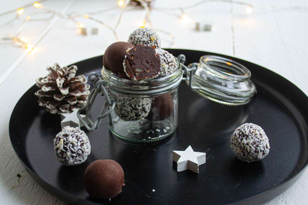 Schoko - Brownie - Pralinen (zuckerfreie Rumkugeln)