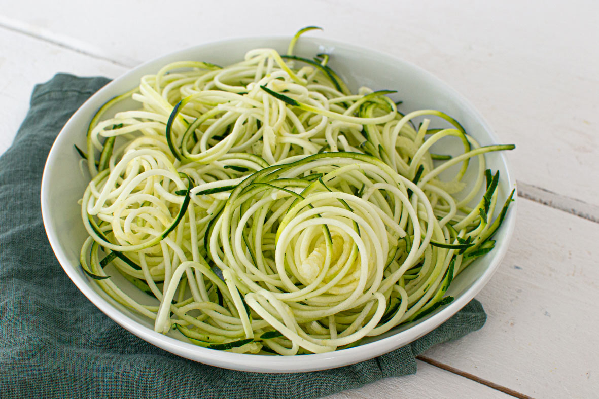 Gemüsenudeln (Zoodles) selber machen (+ Rezepte)